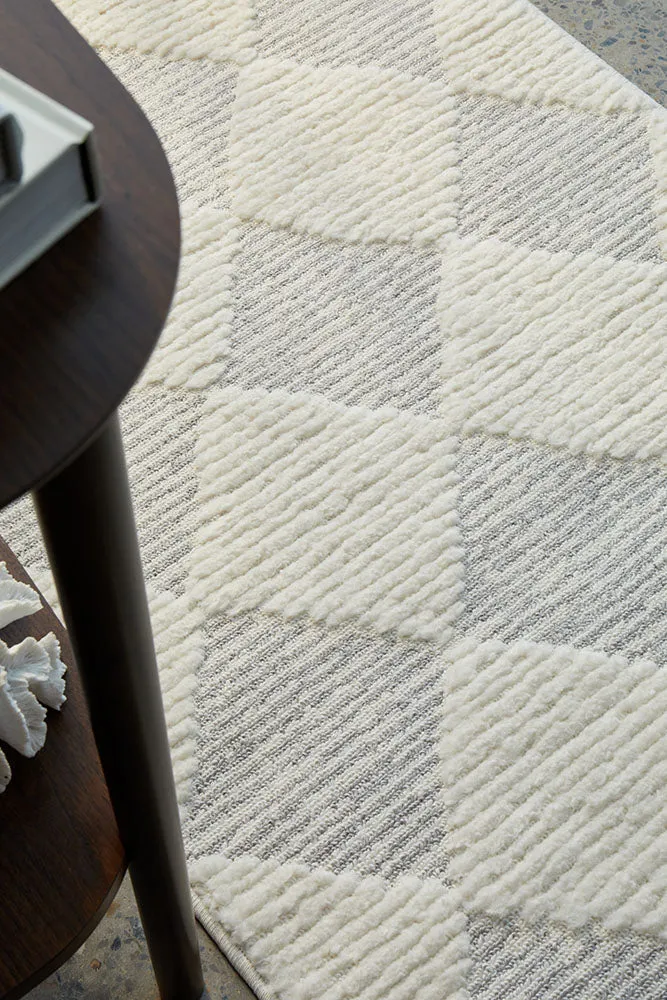 Marigold Aylin Diamond Ivory Rug - Neutral Modern Style