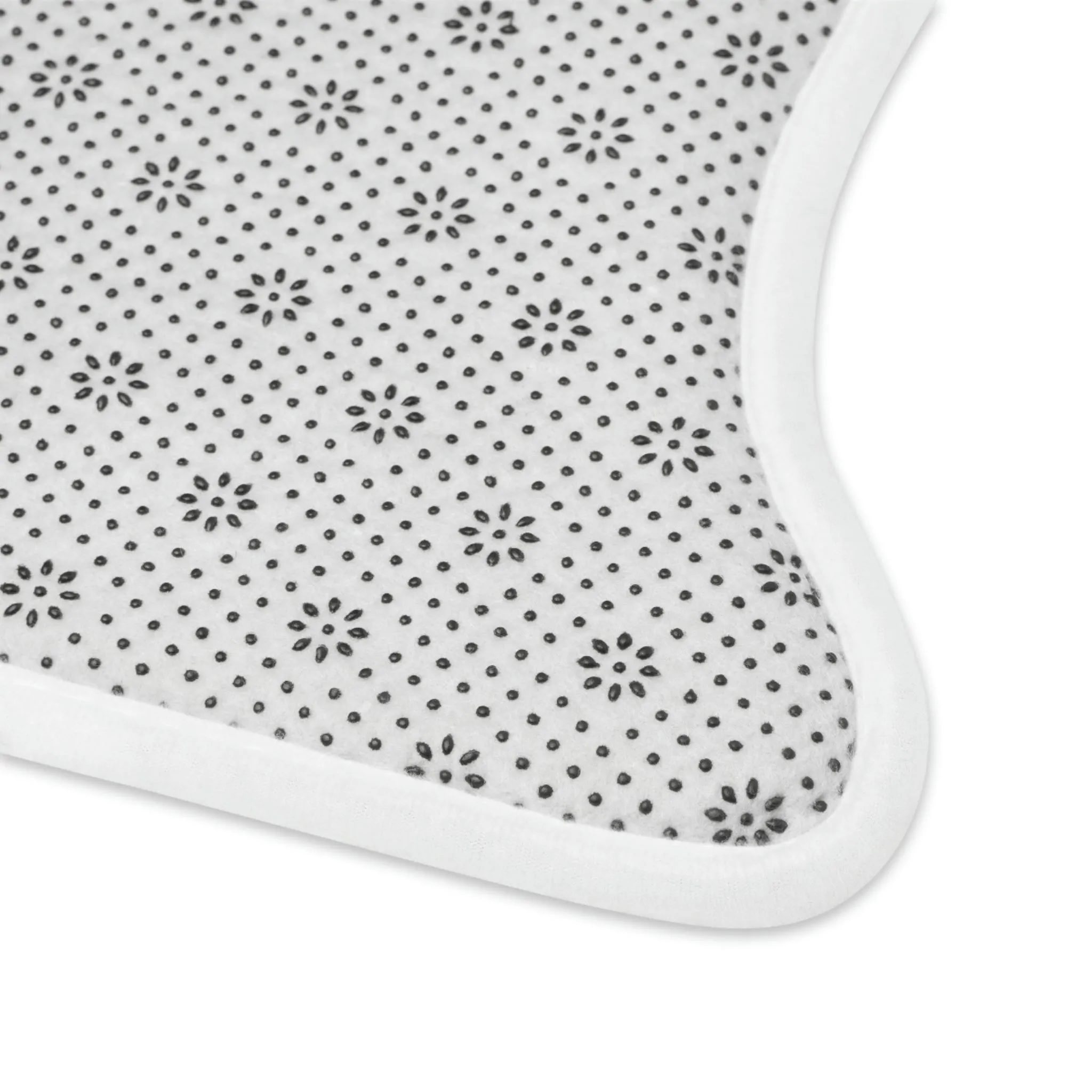 Snowscape - Pet Feeding Mats